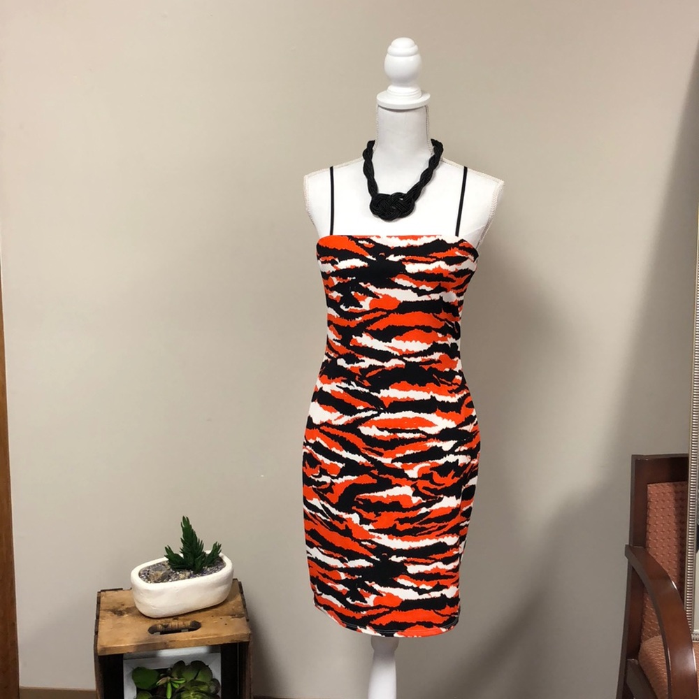 Dress Size Large NWT